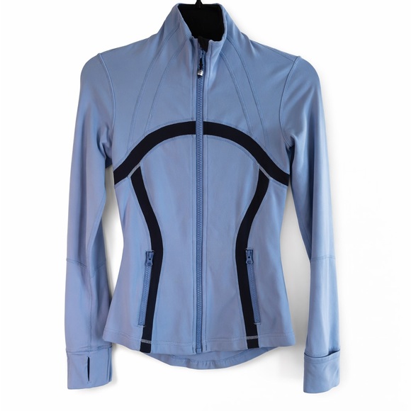 Lululemon Zip-Up Workout Jacket | Powder Blue & Dark Gray | Size 2 - Picture 2 of 6